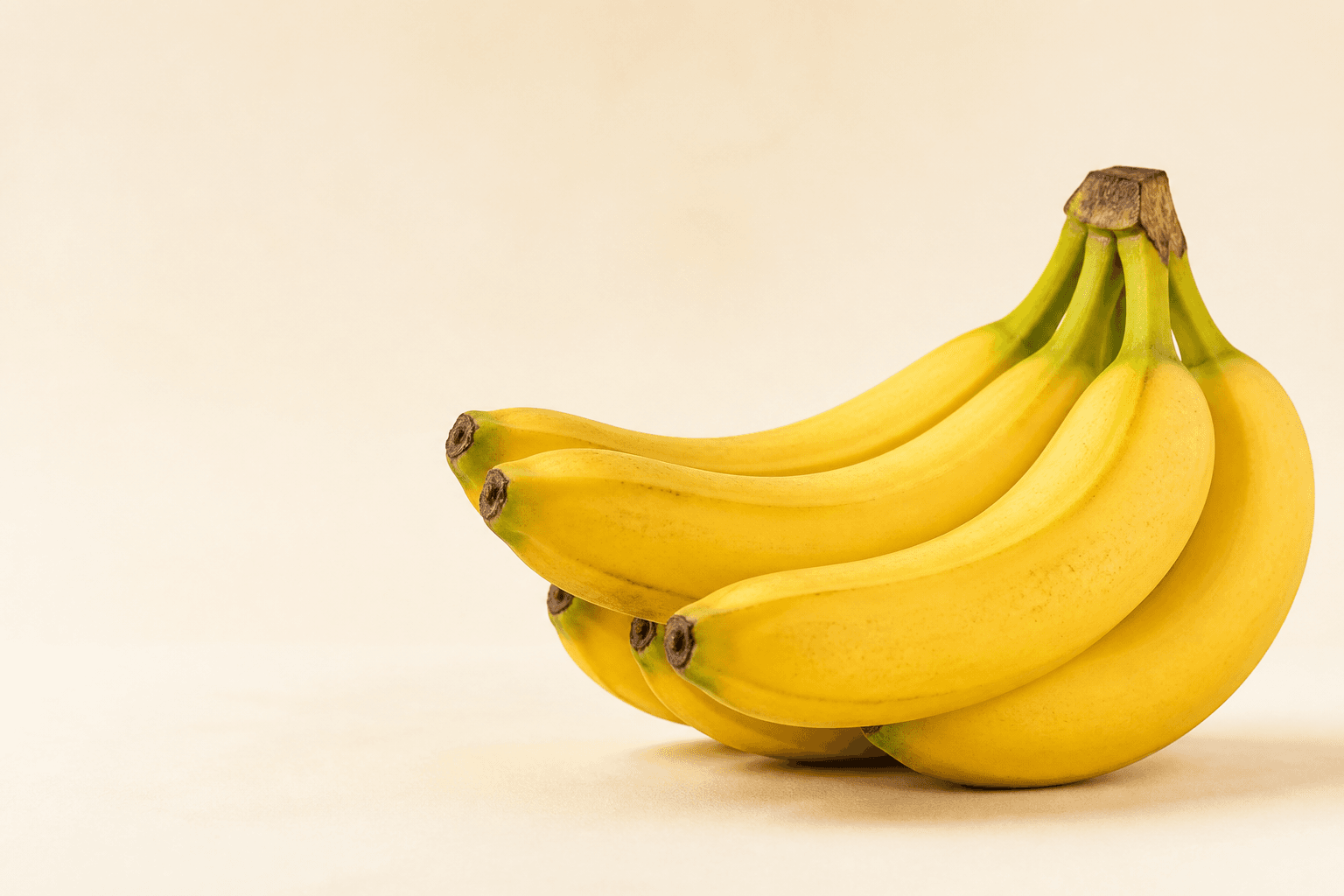 Premium Cavendish bananas